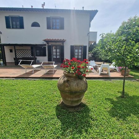 Apartamento Campo Al Lupo Livorno Exterior foto