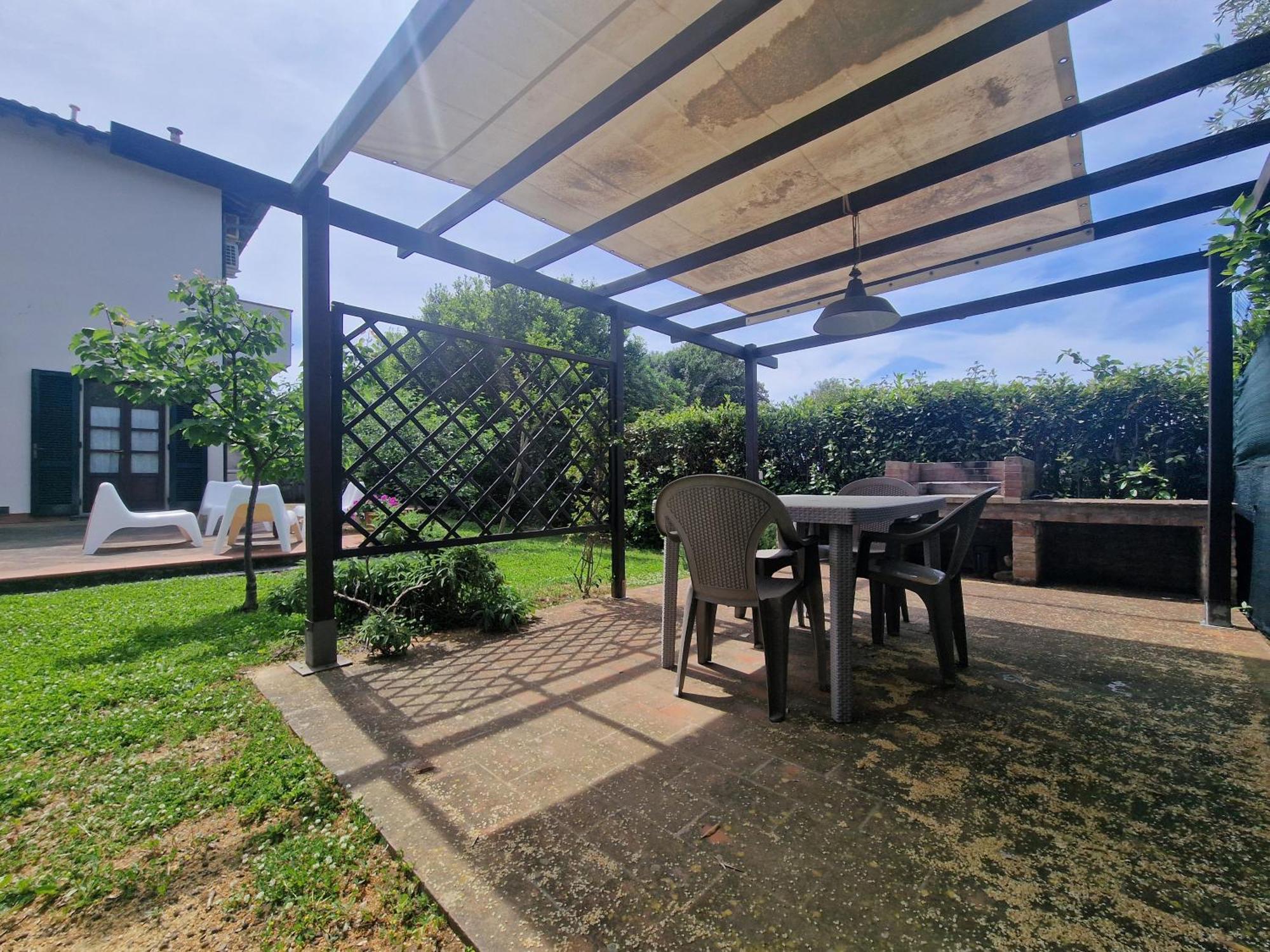 Apartamento Campo Al Lupo Livorno Exterior foto